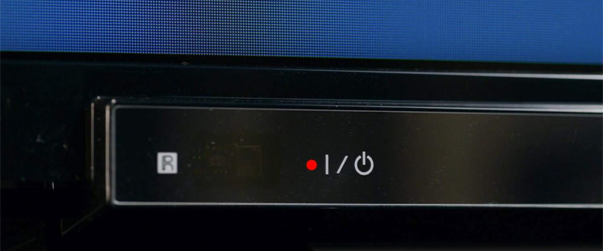 Красный индикатор на телевизоре